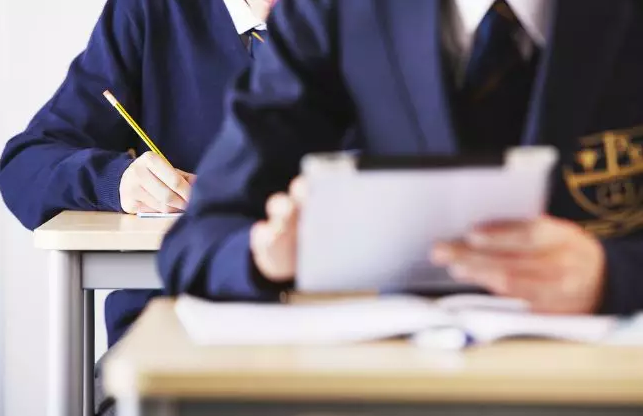為孩子而移民？孩子多大的時候移才正確？|亨瑞出國
